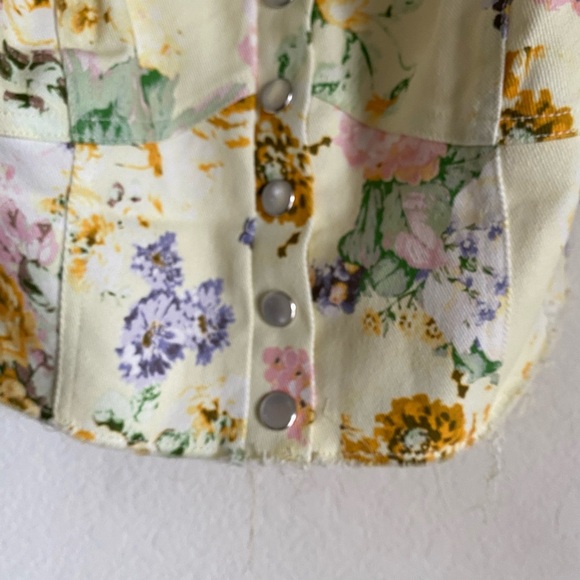 For Love & Lemon Chamomile Denim Floral Puff Sleeve Crop Buttercreme Top Size S - Picture 8 of 12